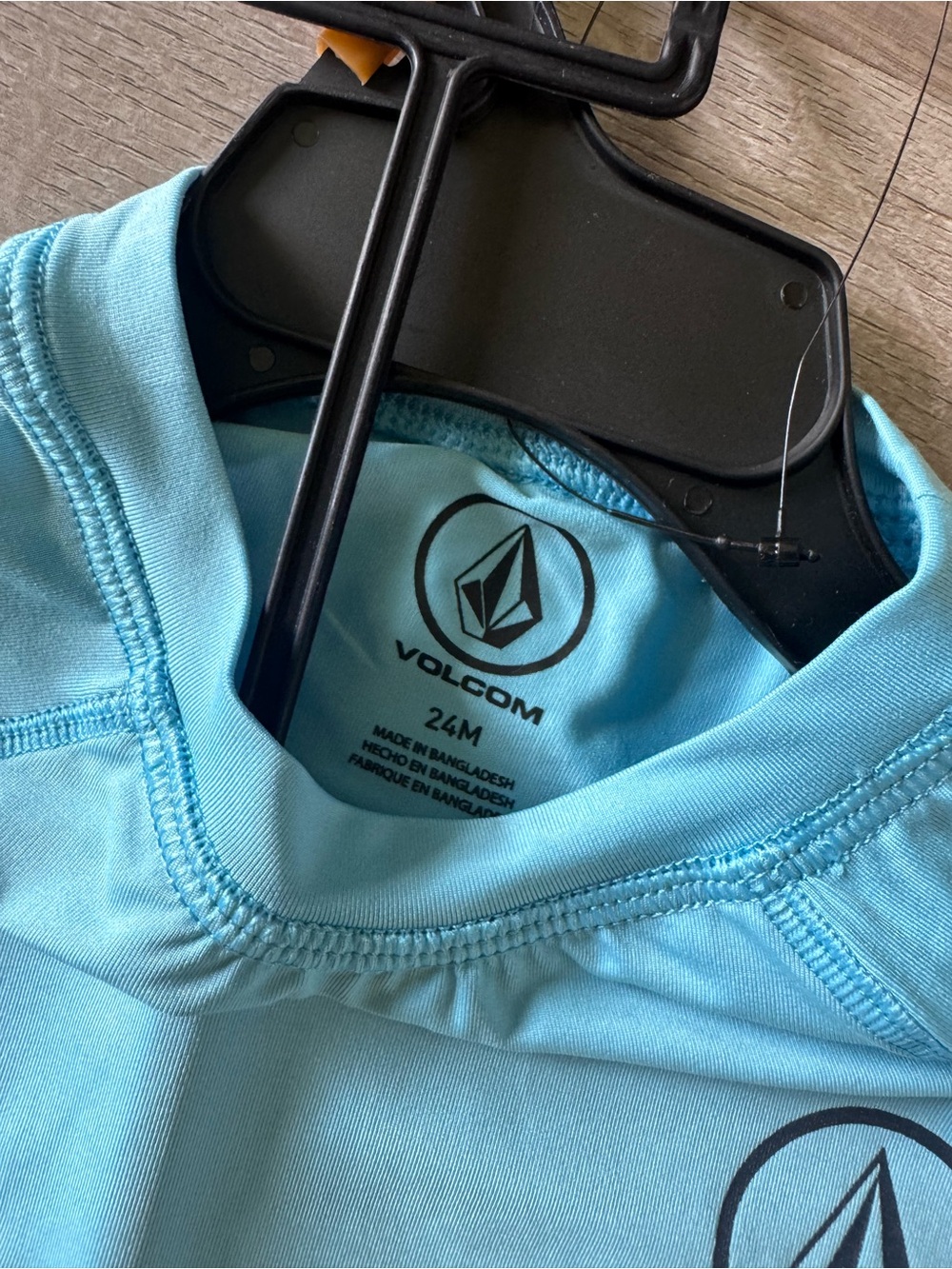 Volcom | 24mo Rash Guard Set - Picture 6 of 7
